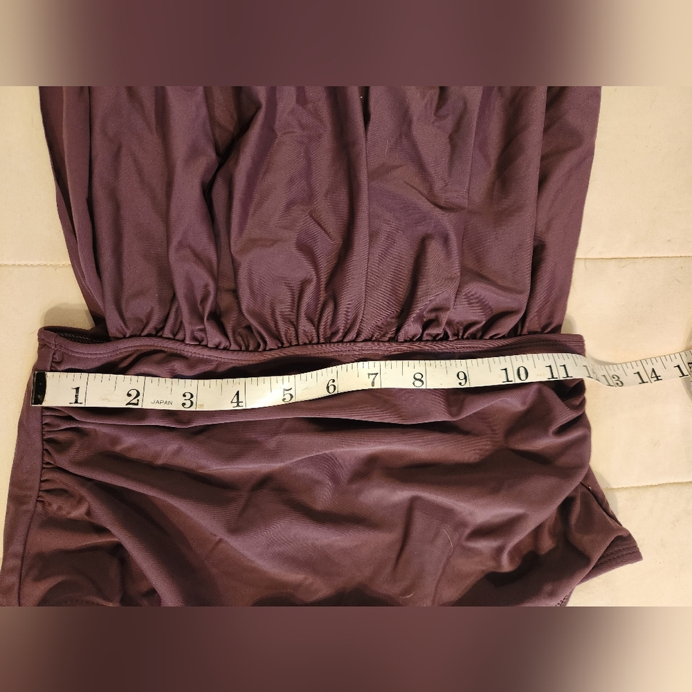 NWT Cupshe Brown One Piece Swimsuit Ruched V-Neck Size Med Vacation Resortwear - Picture 9 of 12